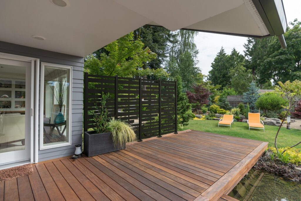 Outdoor Privacy Screen Huston